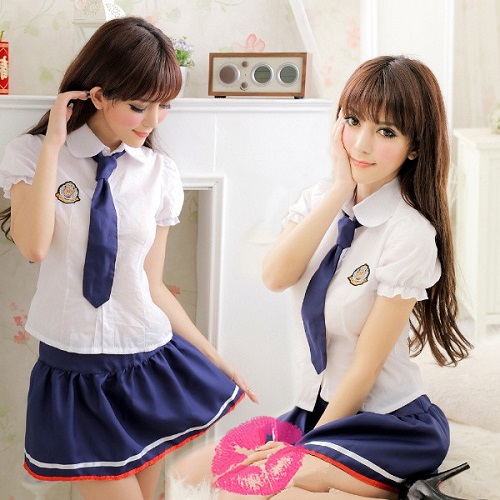 调皮学生装制服诱惑